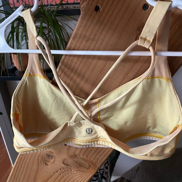 Lululemon free to be bra orange size 8 - Picture 2 of 3